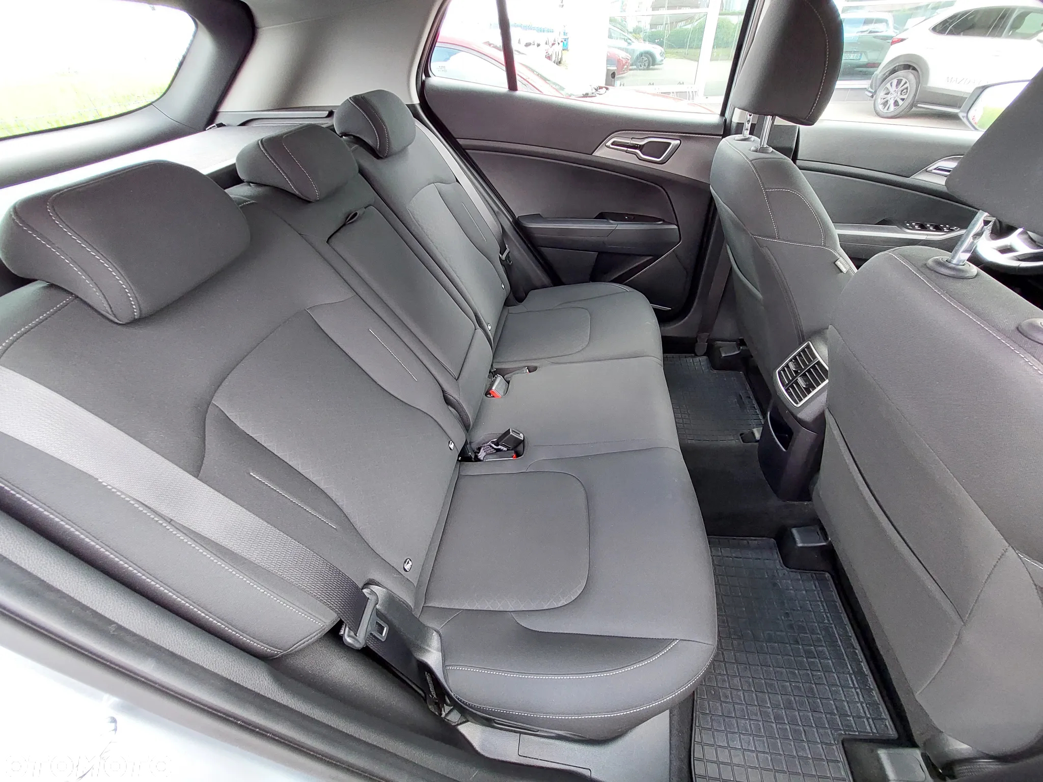Kia Sportage 1.6 T-GDI M 2WD - 9