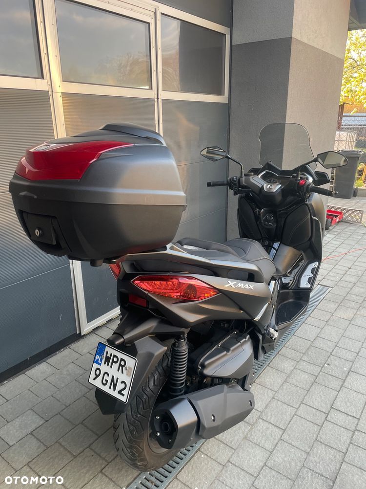 Yamaha X-max - 5