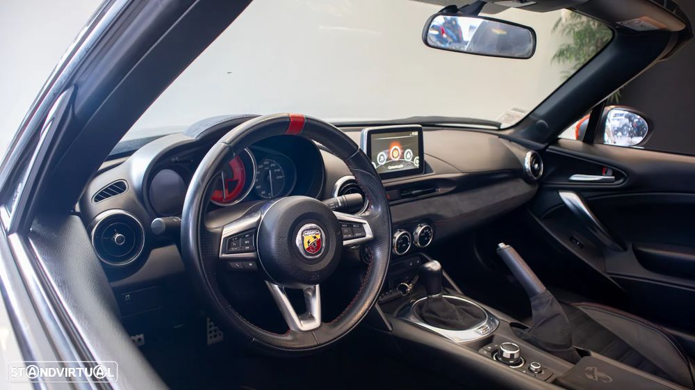 Abarth 124 Spider - 7