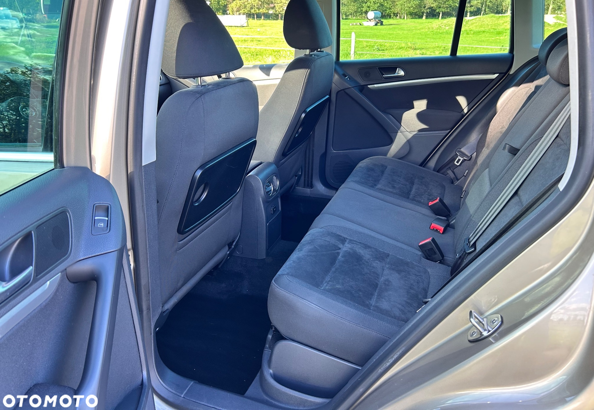 Volkswagen Tiguan 2.0 TDI DPF 4Motion DSG Sport & Style - 25