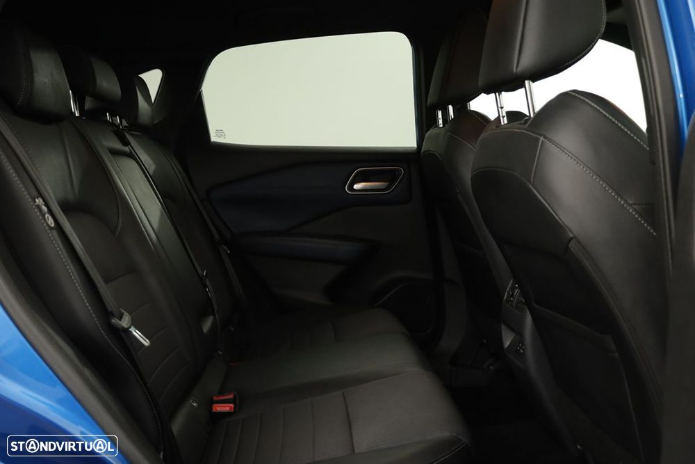 Nissan Qashqai 1.3 DIG-T Tekna Xtronic - 20