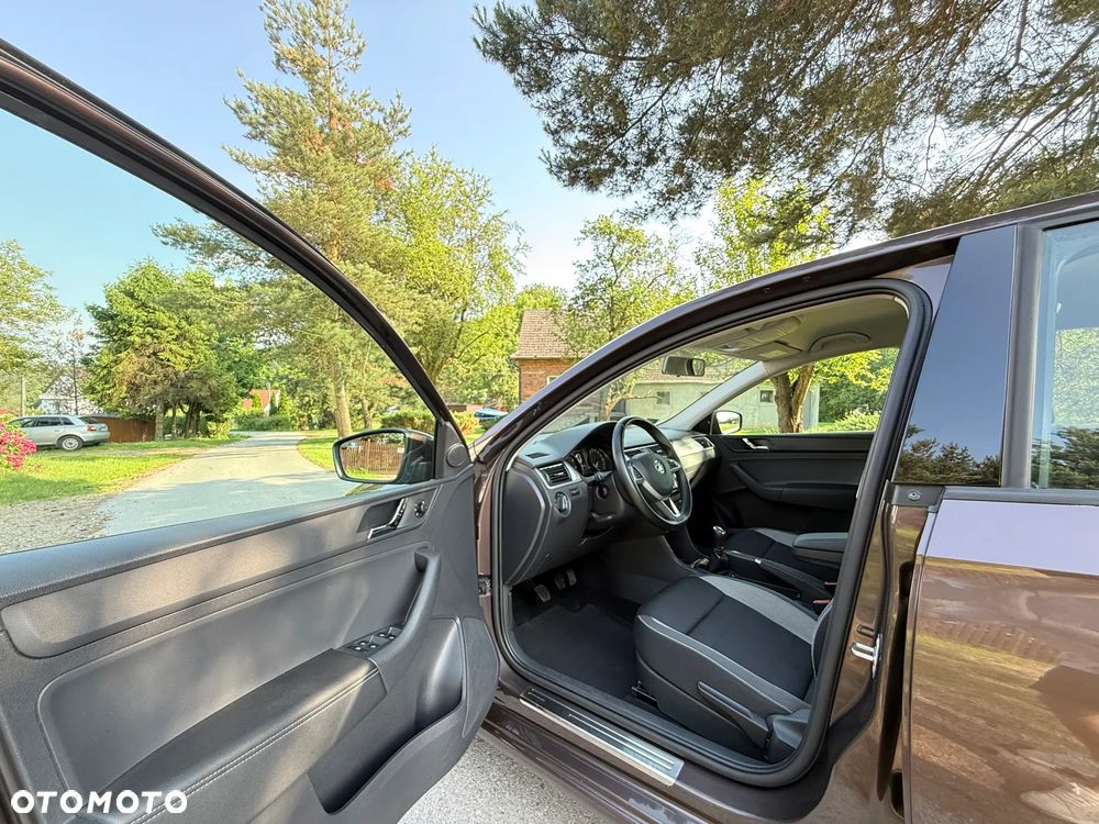 Skoda RAPID 1.2 TSI Ambition - 13