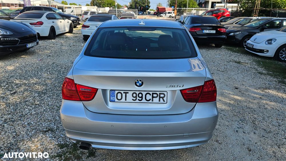 BMW Seria 3 318d Aut. Blue Performance Modern Line - 23