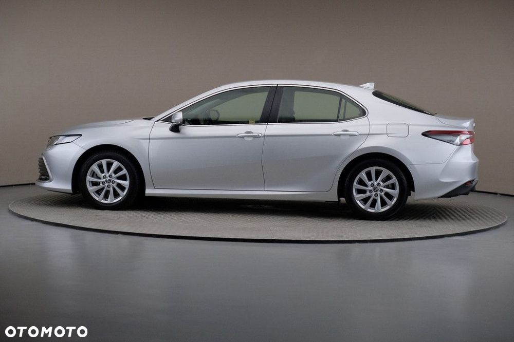 Toyota Camry 2.5 Hybrid Comfort CVT - 4