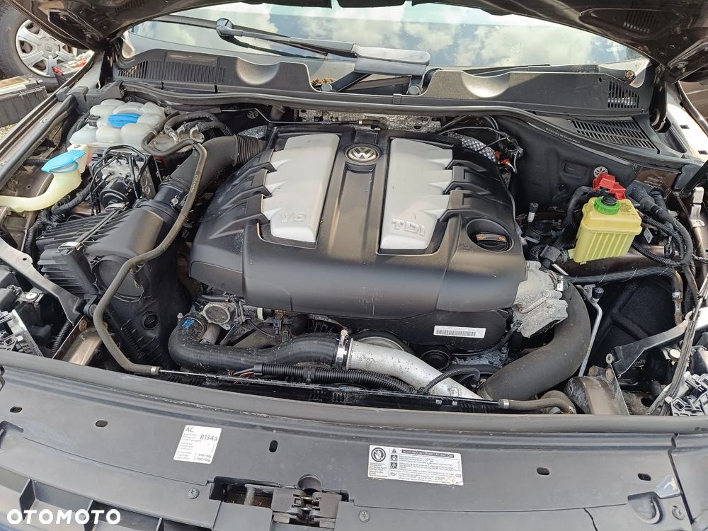 Volkswagen Touareg 3.0 V6 TDI DPF Automatik Individual - 5