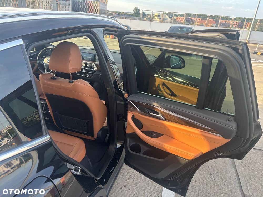 BMW X3 xDrive20d Luxury Line - 20