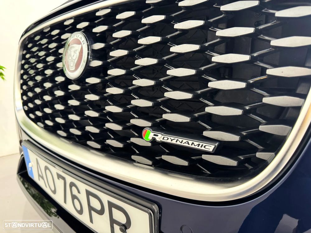 Jaguar F-Pace 2.0 P400e AWD R-Dynamic HSE - 7