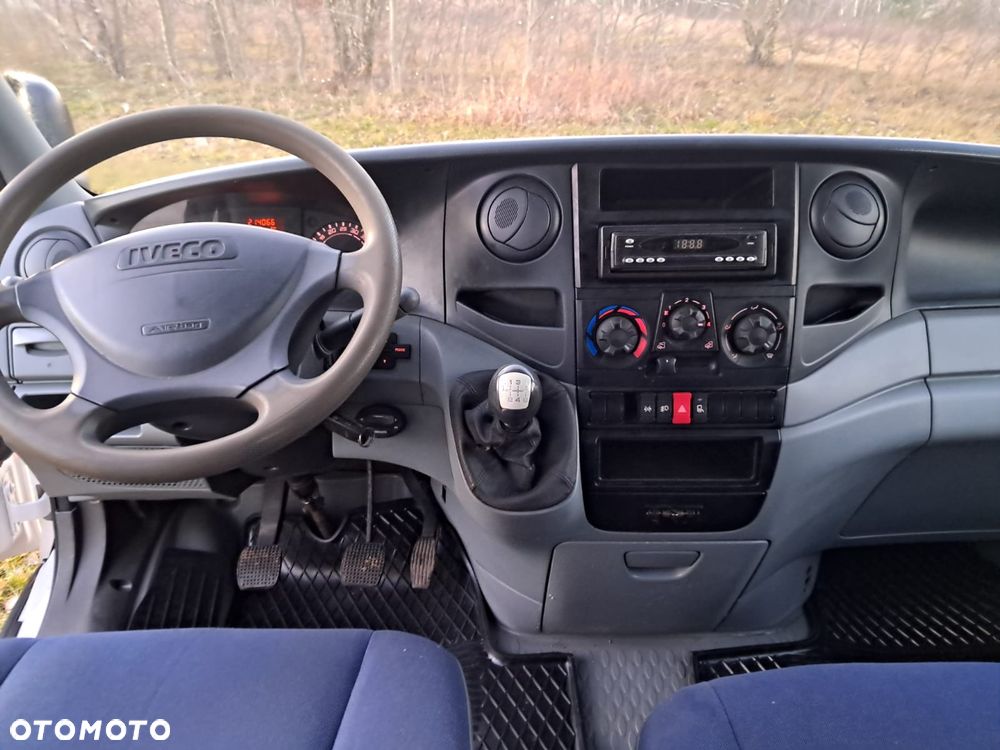 Iveco Daily 35C15 HDS - 32