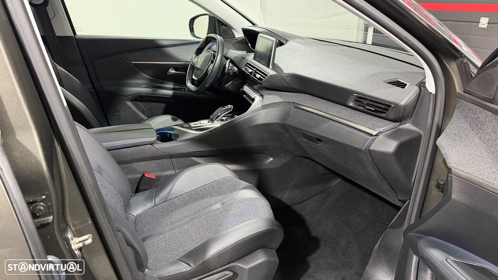 Peugeot 3008 PureTech 130 Stop & Start GPF EAT8 Allure - 15