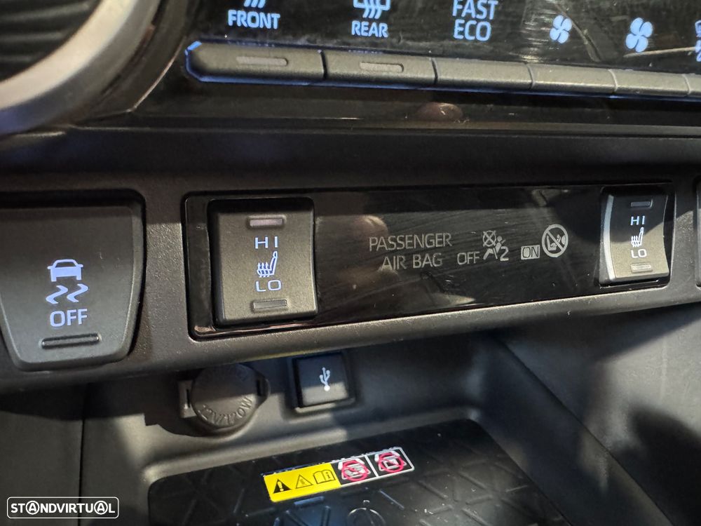 Toyota RAV4 2.5 HDF Plug-in Square Co.AWD-i - 34