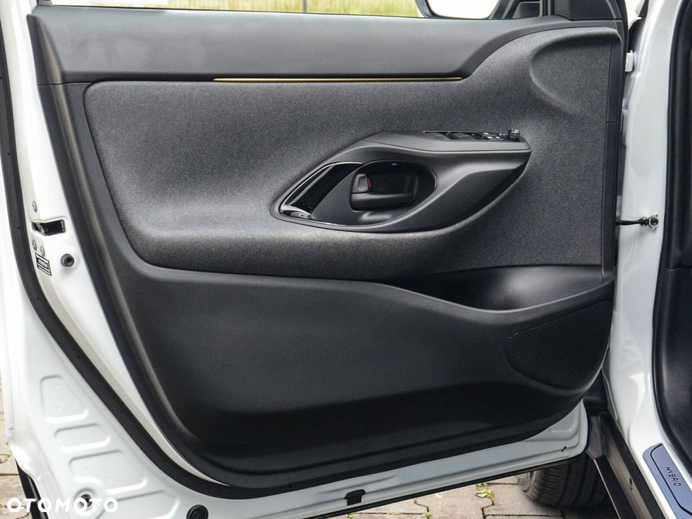 Toyota Yaris Cross - 15