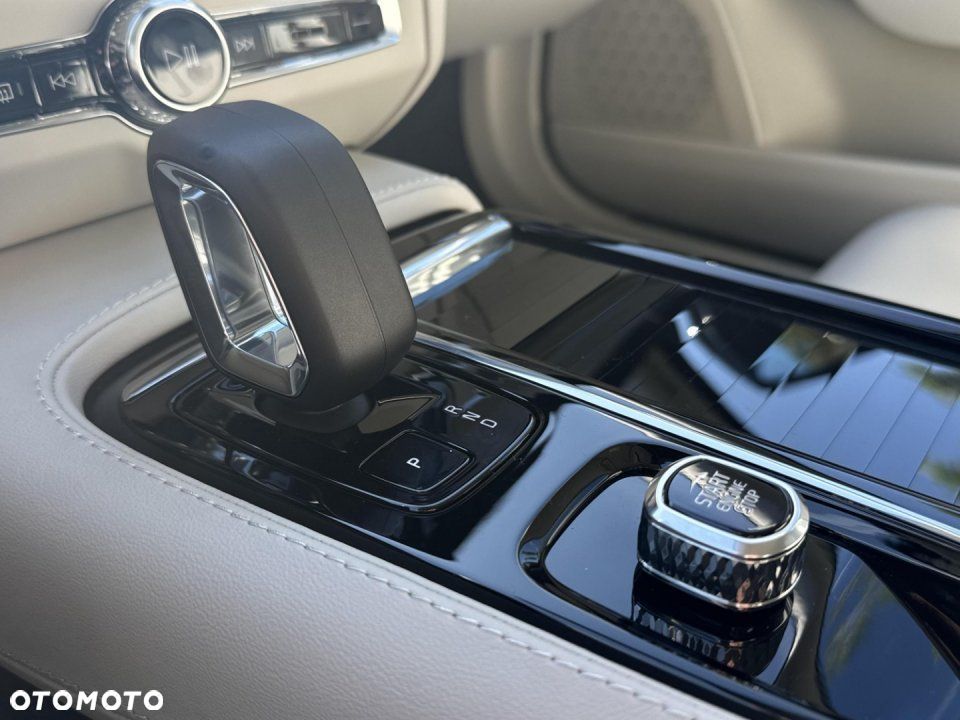 Volvo V90 - 16