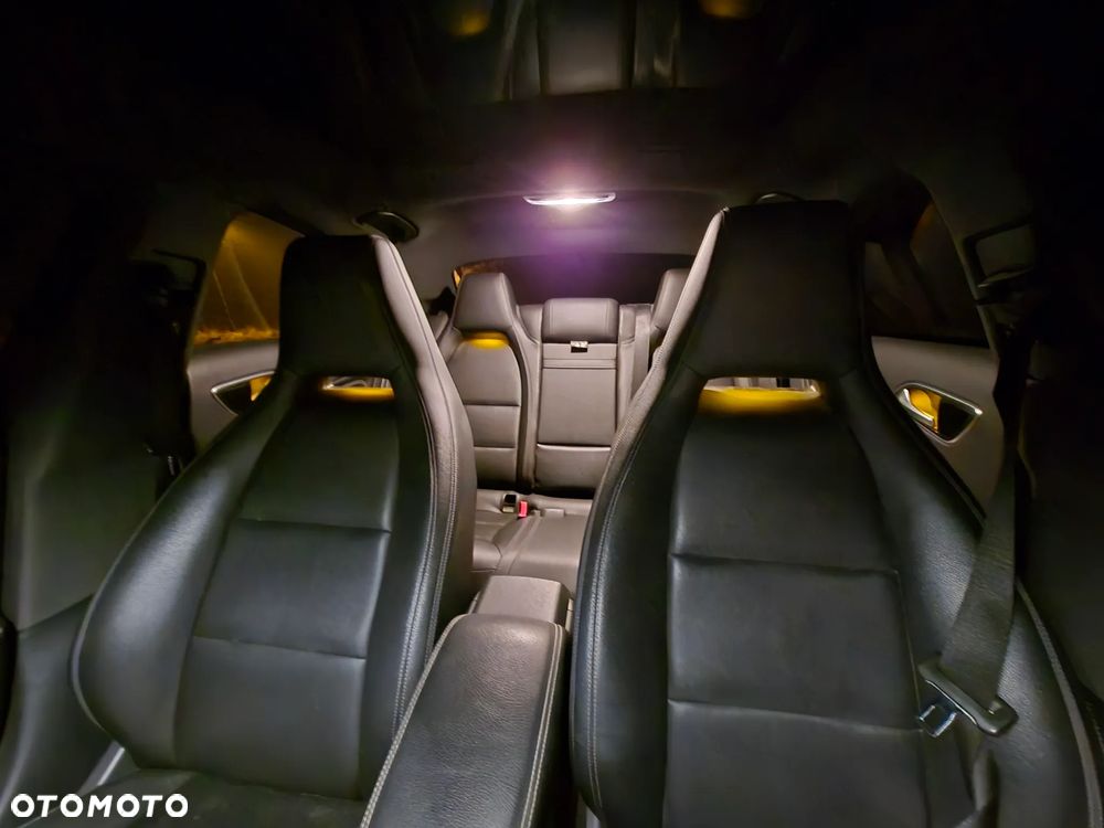 Mercedes-Benz CLA 250 Sport 7G-DCT - 15