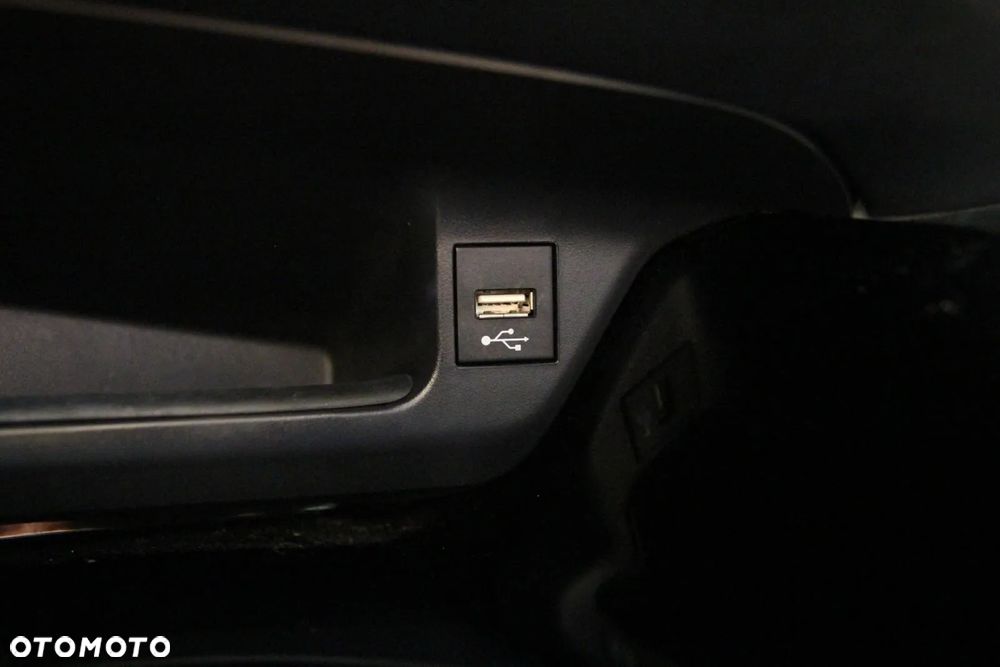 Toyota C-HR Hybrid Lounge - 23