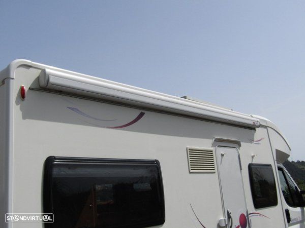 Challenger Genesis 36 Cama Francesa e Cama Basculante - 16
