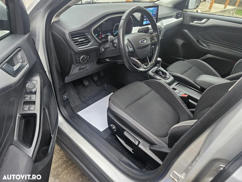 Ford Focus - 5