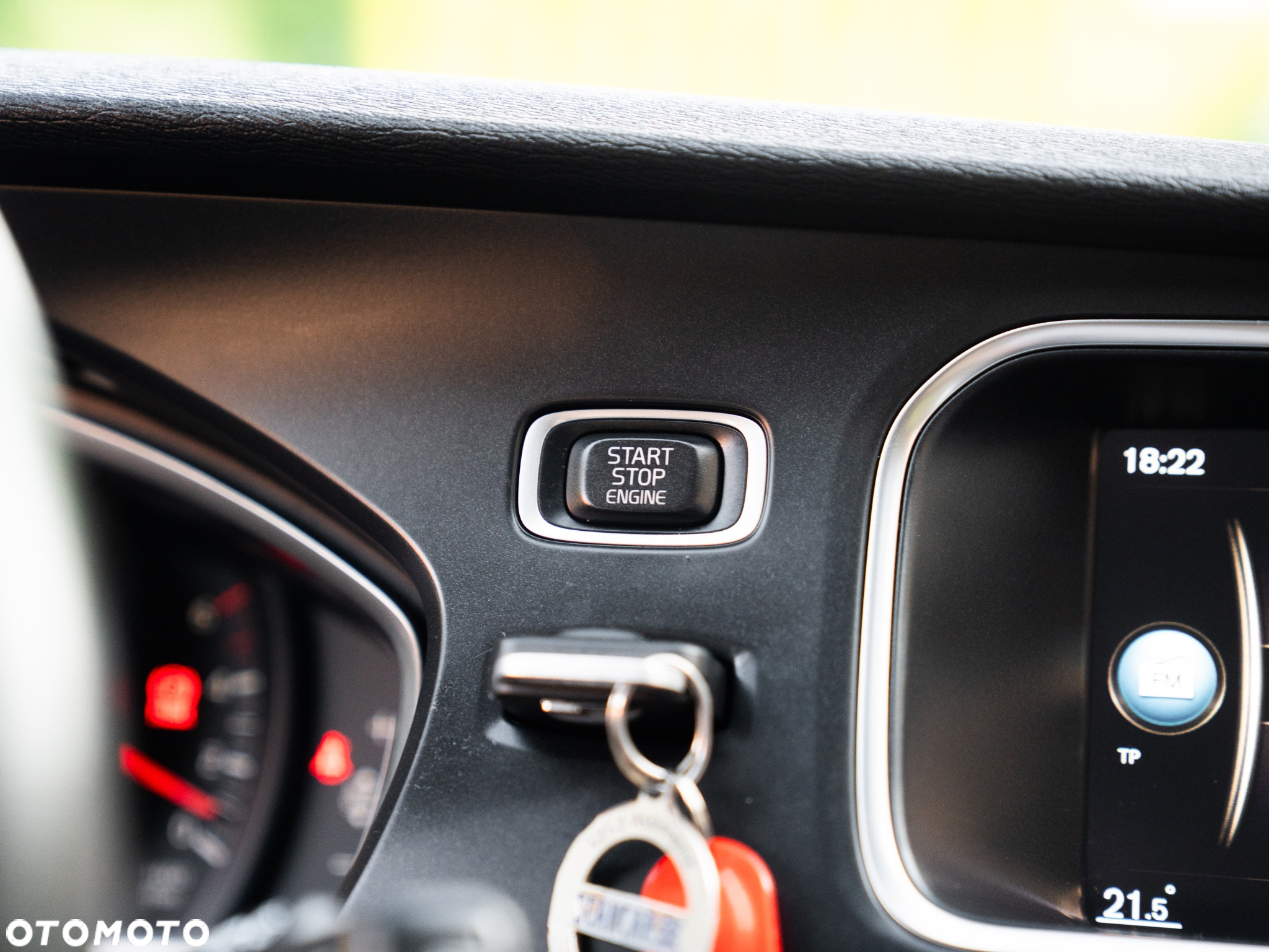 Volvo V40 D2 Drive-E Momentum - 34