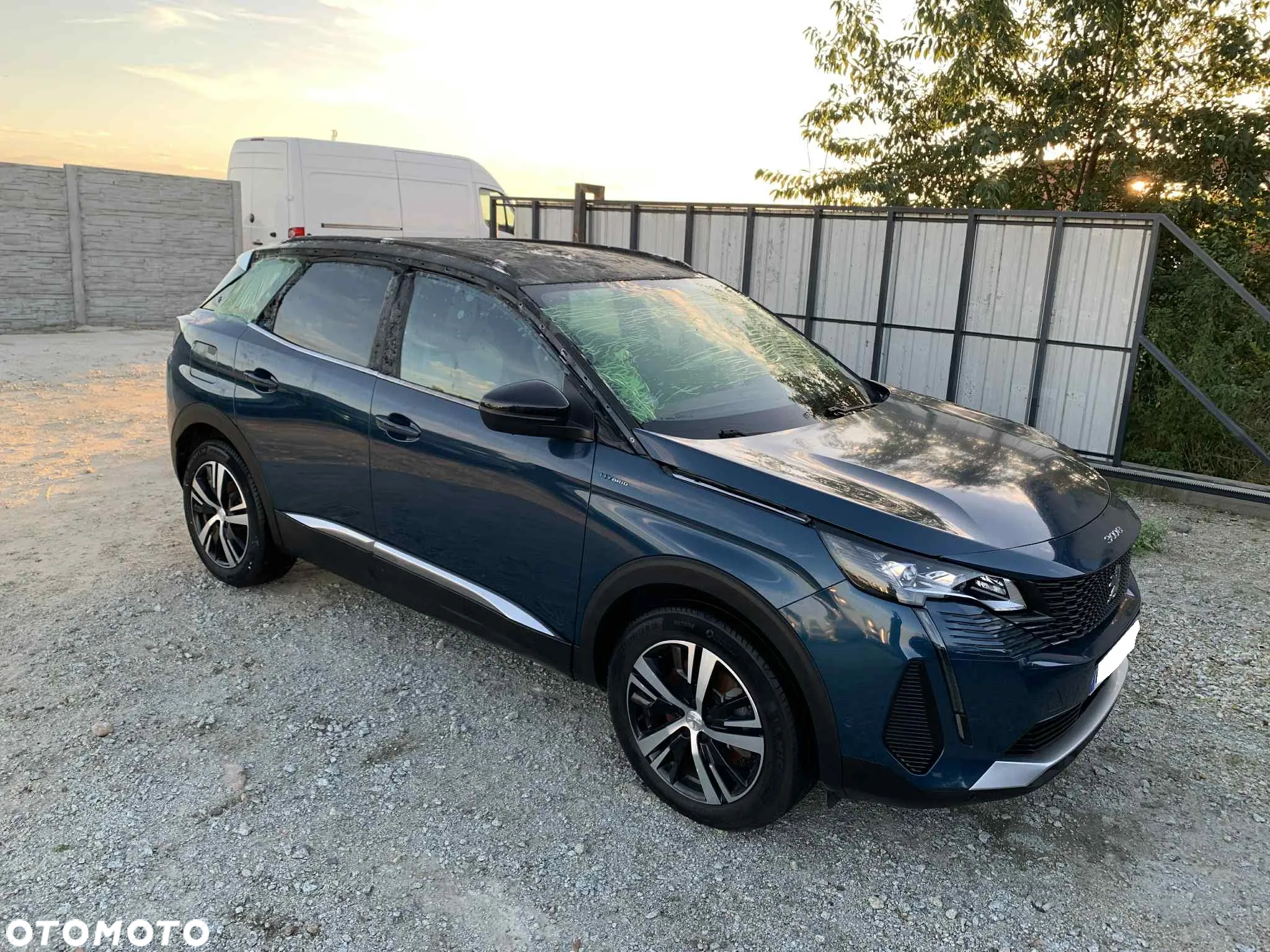 Peugeot 3008 1.6 PureTech HYbrid GT S&S EAT8 - 8