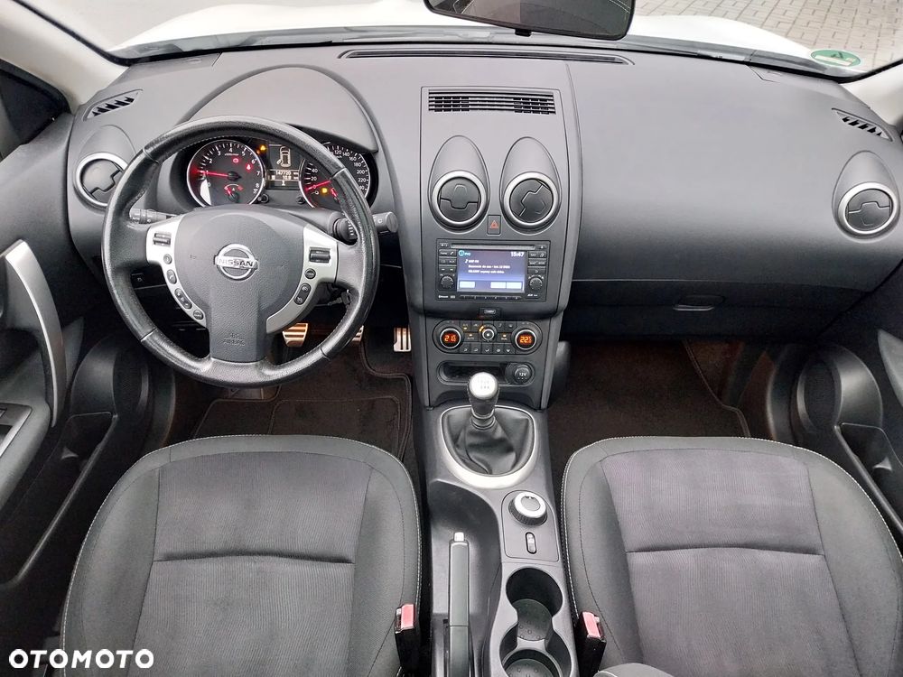 Nissan Qashqai+2 2.0 4x4 Tekna Premium - 6