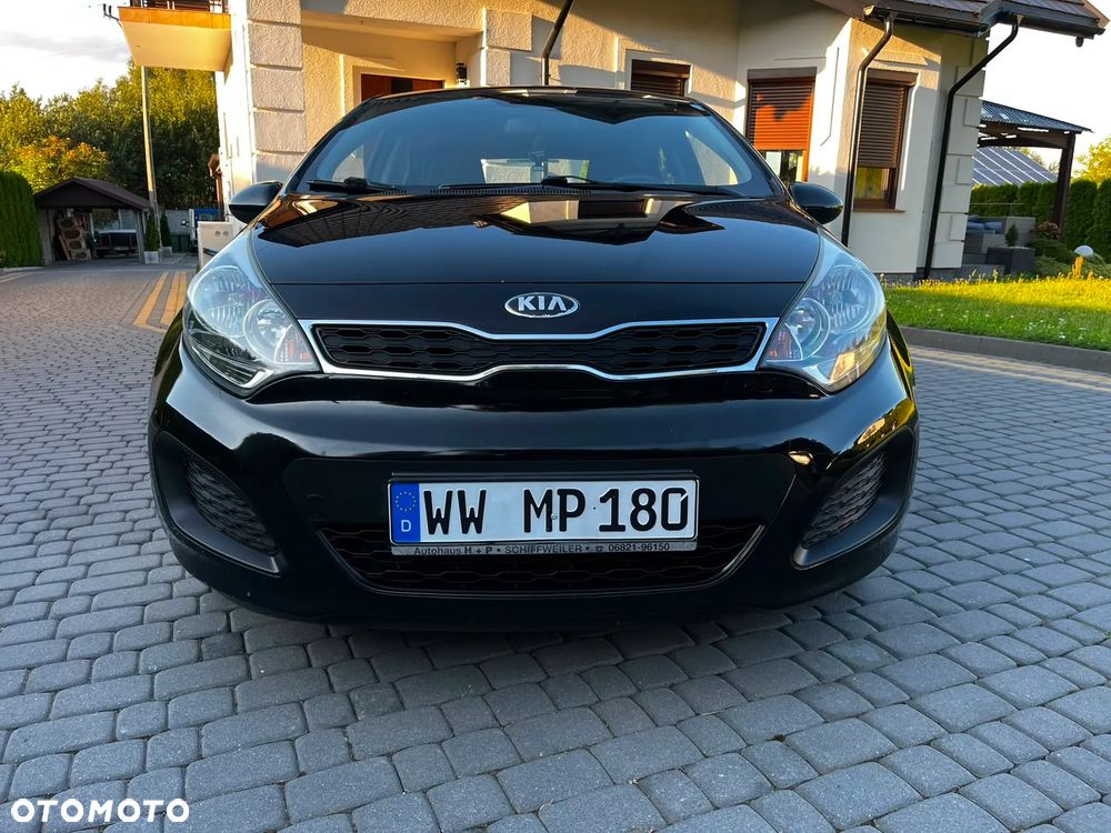 Kia Rio - 8