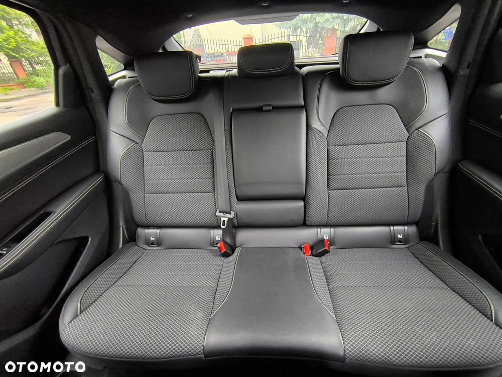 Renault Arkana 1.3 TCe mHEV Techno EDC - 17