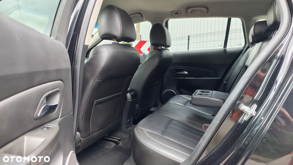 Chevrolet Cruze 1.4T LTZ+ - 8