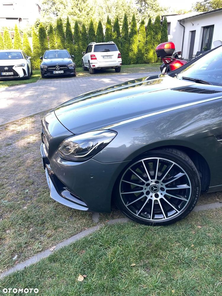 Mercedes-Benz SLC 200 9G-TRONIC RedArt Edition - 2