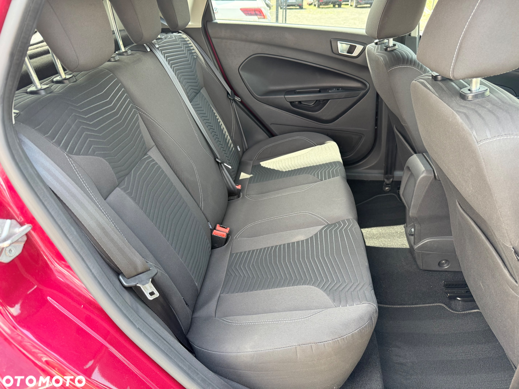 Ford Fiesta 1.0 EcoBoost S&S TITANIUM - 26