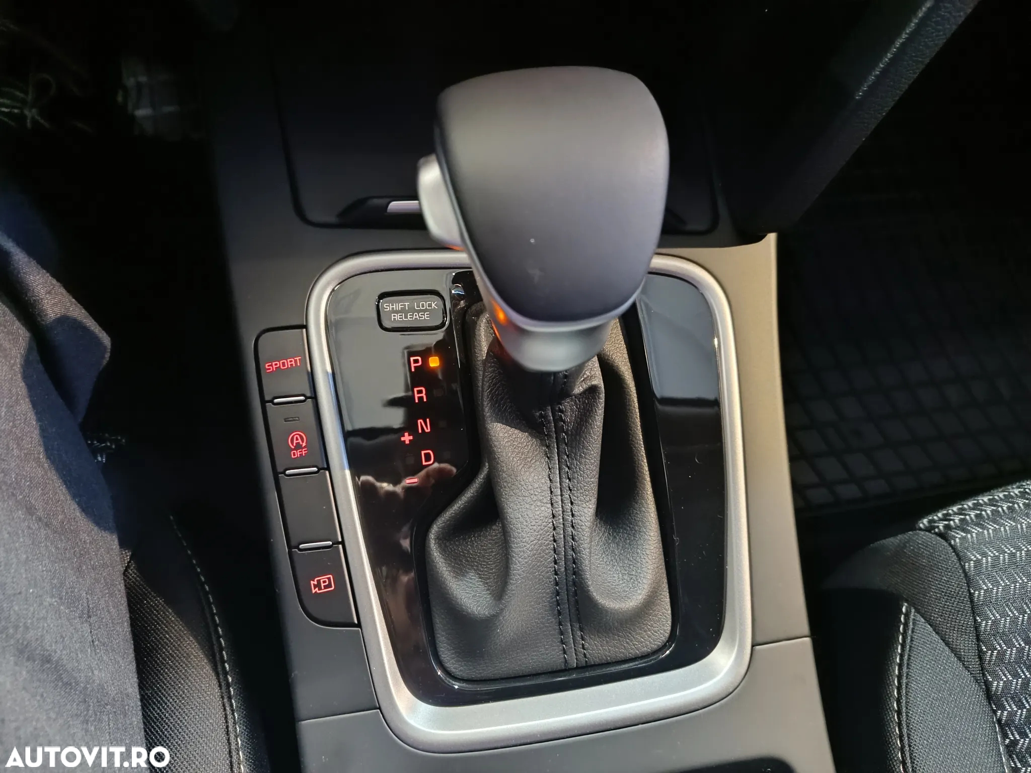 Kia XCeed 1.5 T-GDI 7DCT City - 20