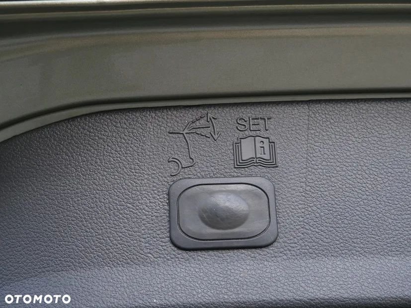 Ford Kuga 2.0 TDCi 4x4 Titanium - 30