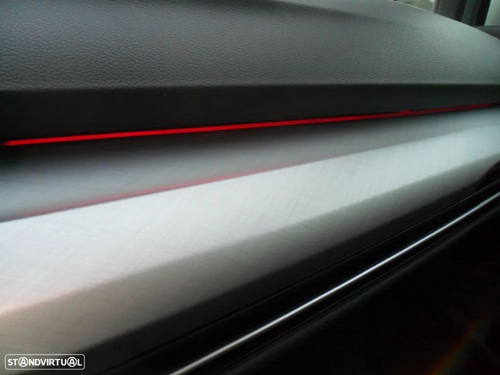 VW Golf Variant 1.5 TSI Urban - 25