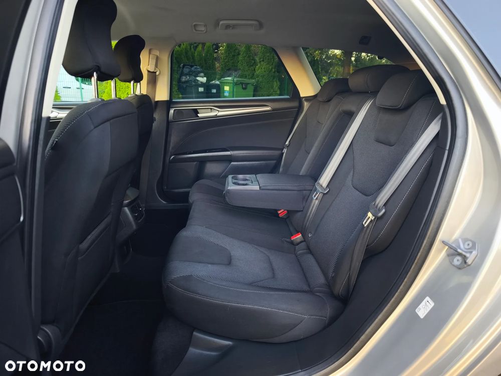 Ford Mondeo 2.0 TDCi STart-Stopp Titanium - 17