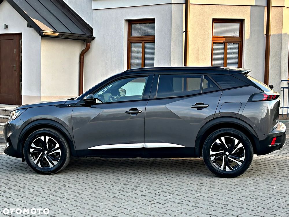 Peugeot 2008 1.2 PureTech GT Line S&S - 9