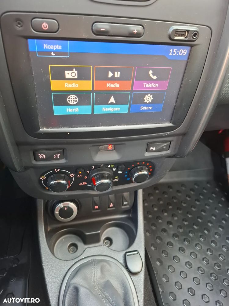 Dacia Duster 1.5 dCi 4x4 Laureate - 8