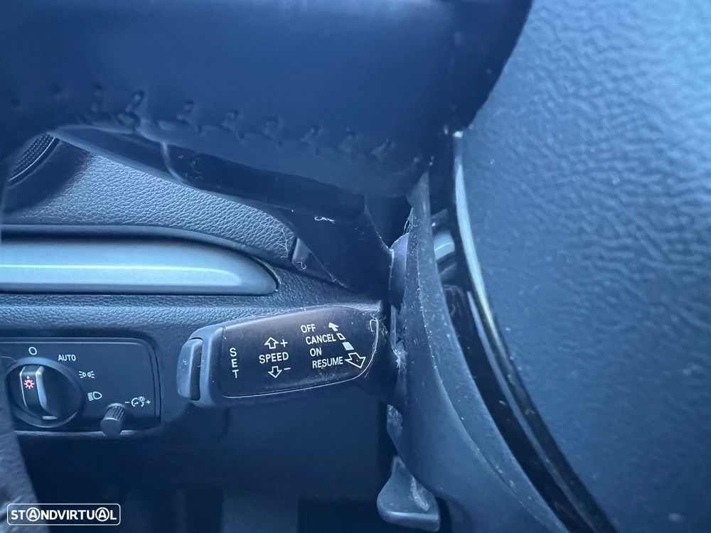 Audi A3 Sportback 2.0 TDI S-line S tronic 119g - 42