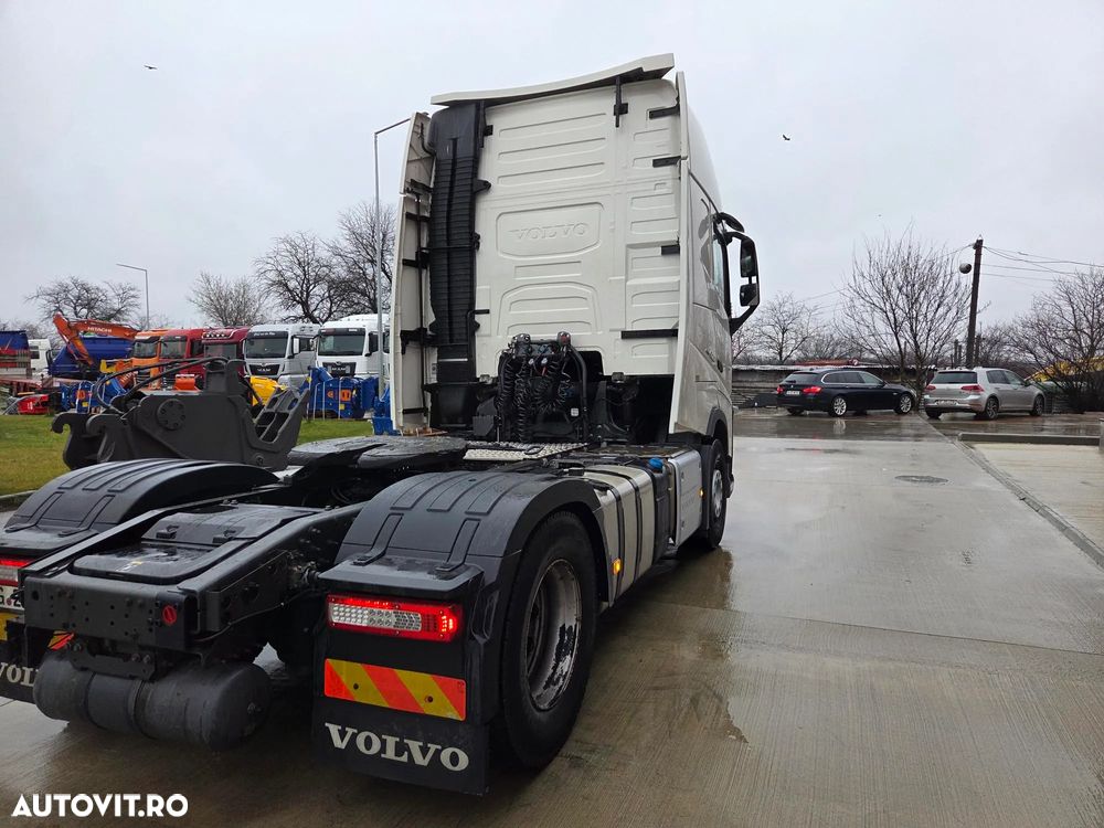 Volvo FH500, 2019, 640.248km, Automata, 2 rezervoare 1.175l, FRIGIDER, AER CONDITIONAT STATIONARE, balon puntea fata, aeropachet, rulata doar in GERMANIA, Carte identitate RAR, posibilitate leasing 3 ani-PROMOTIE 38.900 EUR+Tva - 10