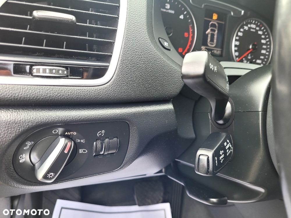 Audi Q3 2.0 TDI Quattro S tronic design - 22