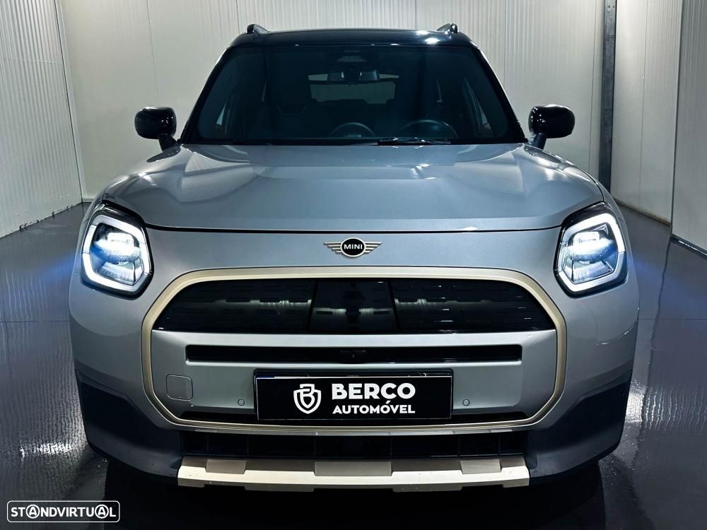 MINI Countryman E Favoured - 3
