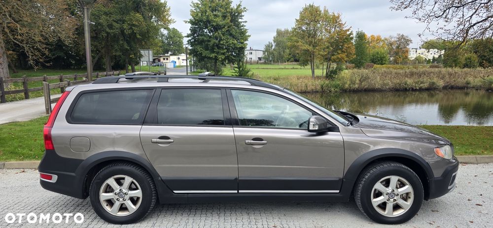 Volvo XC 70 - 8