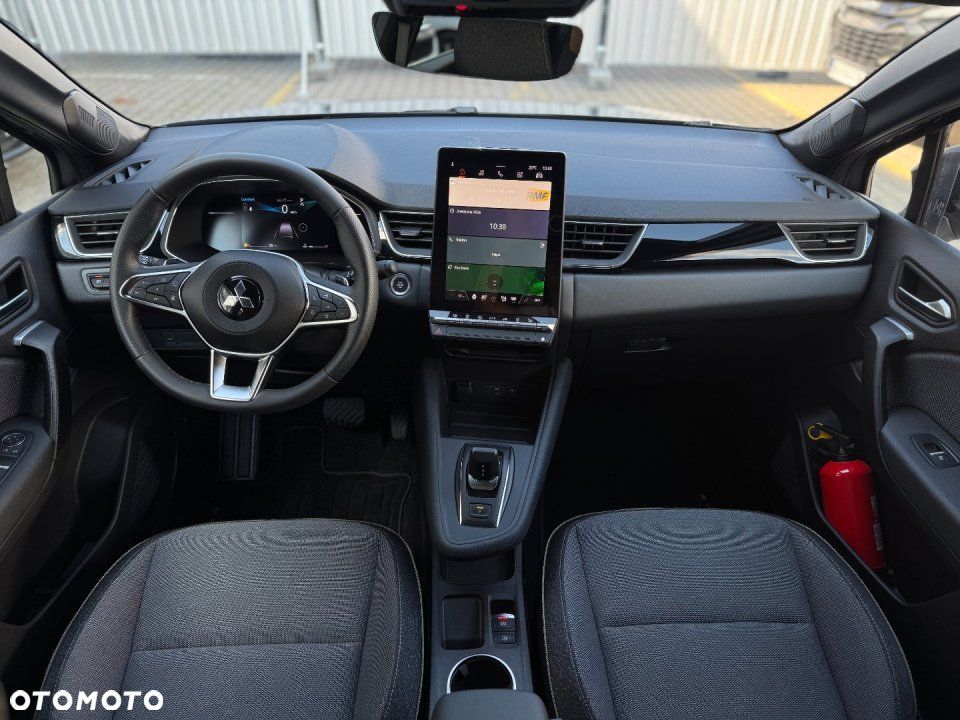 Mitsubishi Grandis - 13