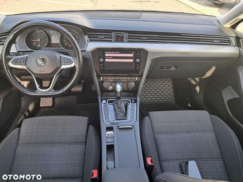 Volkswagen Passat Variant - 8