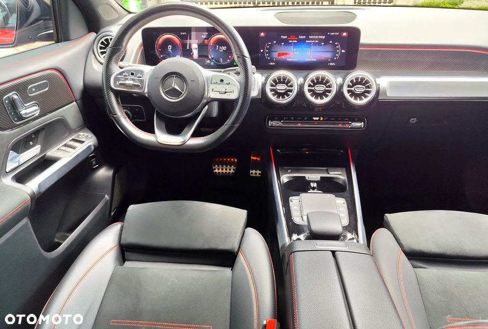 Mercedes-Benz GLB 250 4-Matic AMG Line 8G-DCT - 6
