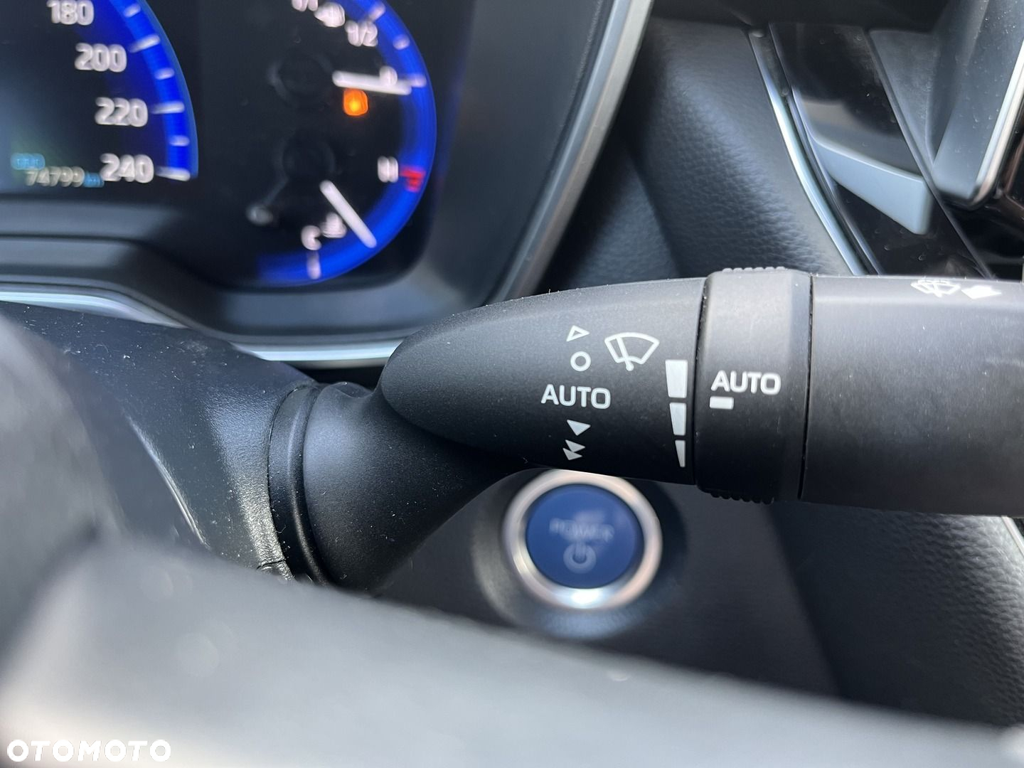 Toyota Corolla 1.8 Hybrid Comfort - 10