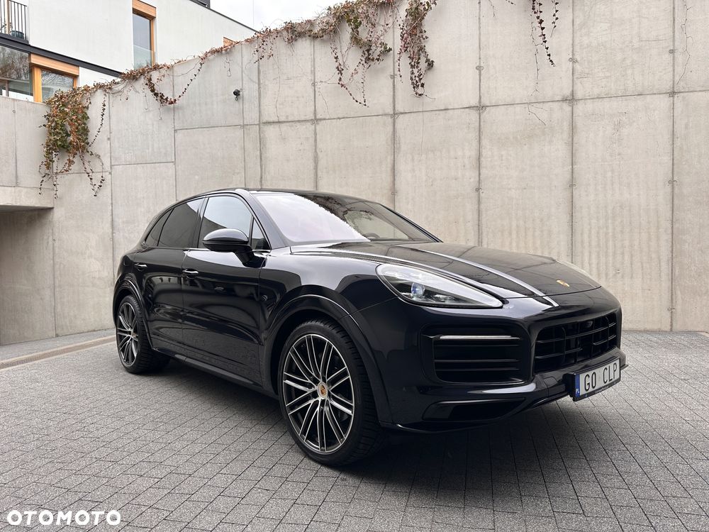 Porsche Cayenne Standard - 1