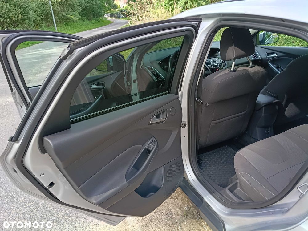 Ford Focus - 13