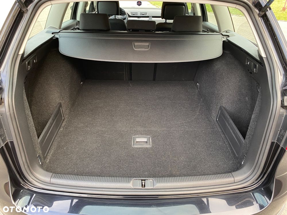 Volkswagen Passat 2.0 TDI DSG BlueMotion Technology Comfortline - 20