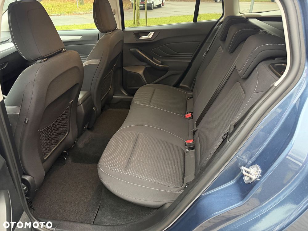 Ford Focus 1.0 EcoBoost STart-Stopp-System TITANIUM - 20