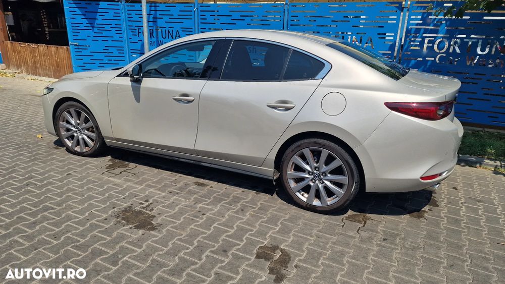 Mazda 3 e-Skyactiv G150 AT MHEV Plus - 6