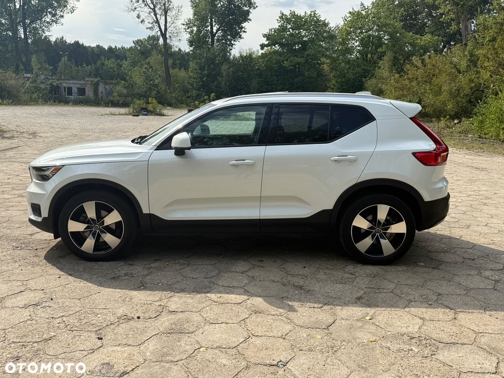 Volvo XC 40 T5 AWD Momentum - 3