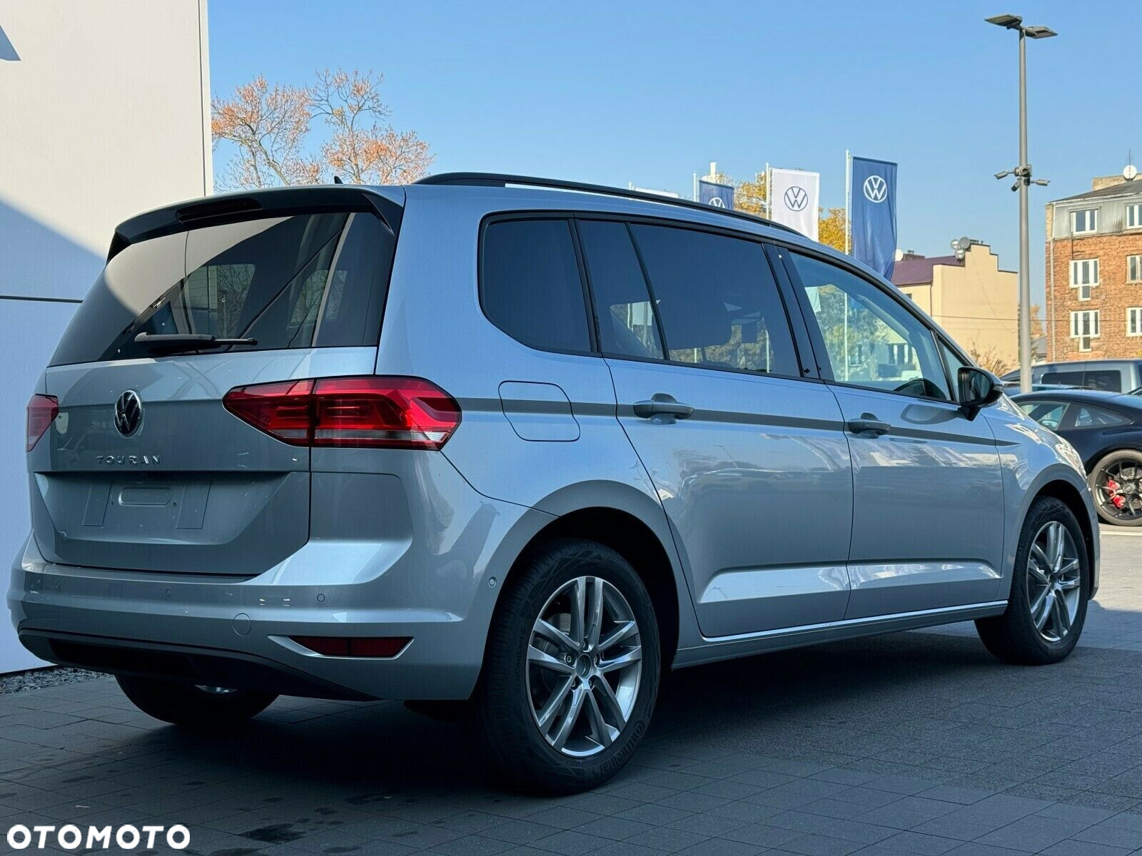 Volkswagen Touran - 2